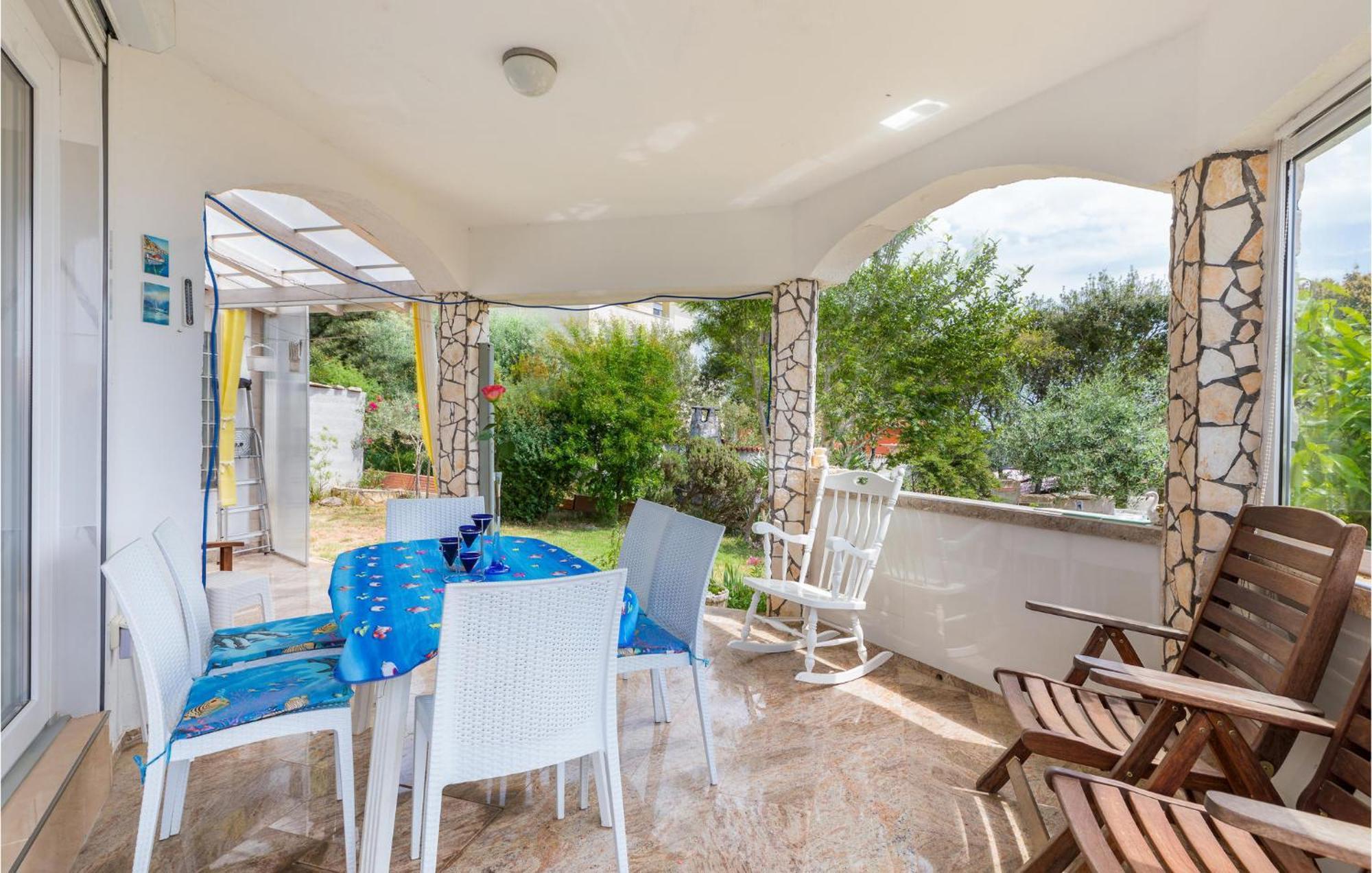 Beautiful Apartment In Barbariga With Kitchen Exterior foto
